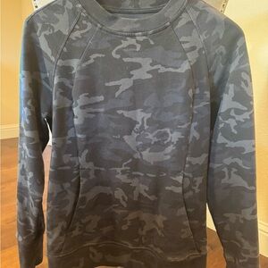 Lululemon Camouflage Sweatshirt
